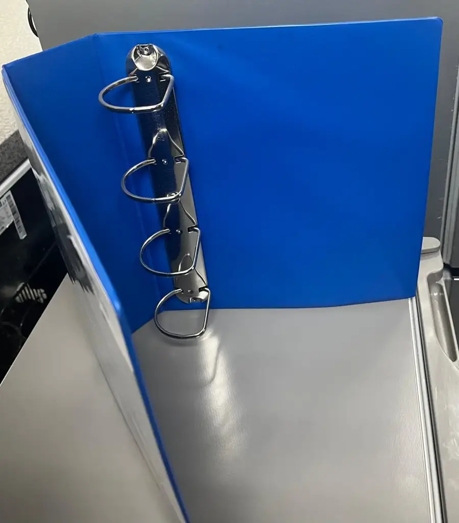 Bantex Presentation Binder Pvc A4 – Clear Pocket Front And Spine, 2 D-Ring. 30Mm. - View 2