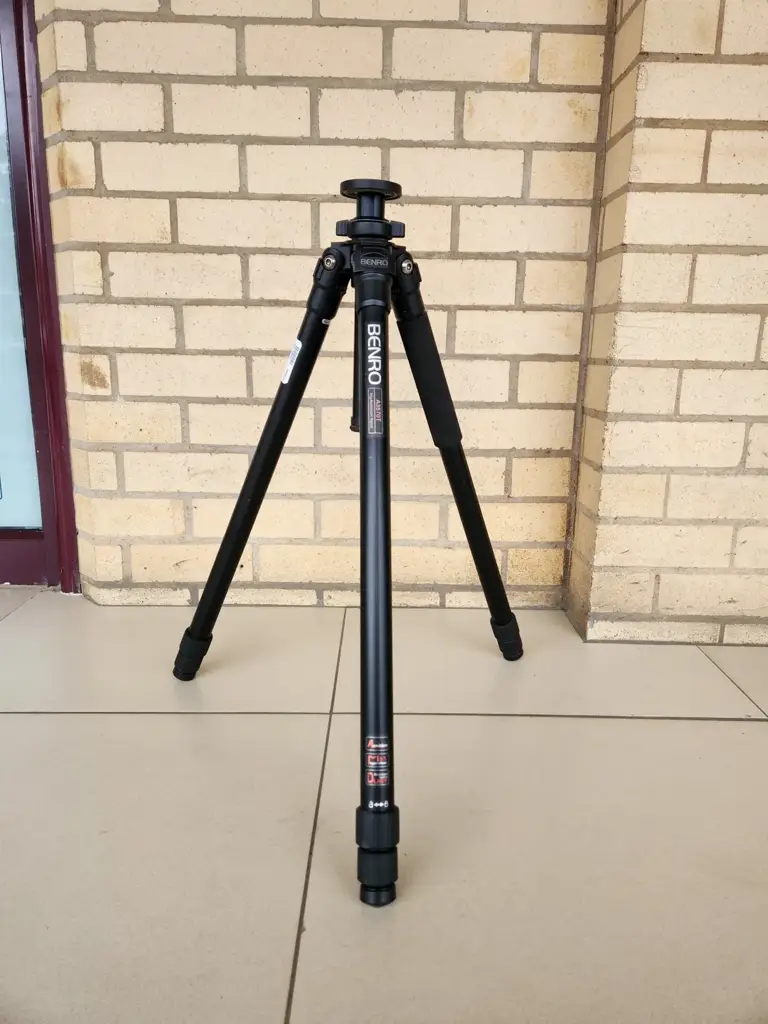 Benro A3570t Tripod Camera Stand - View 2