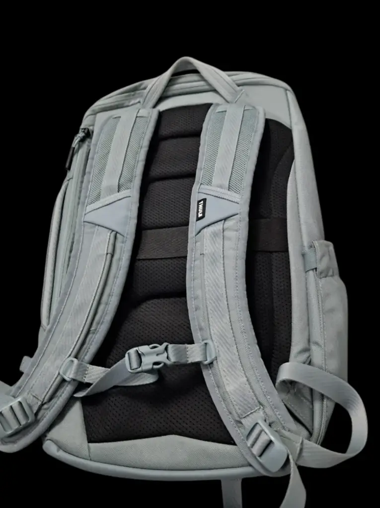 Thule Chasm 26 L Backpack - View 2