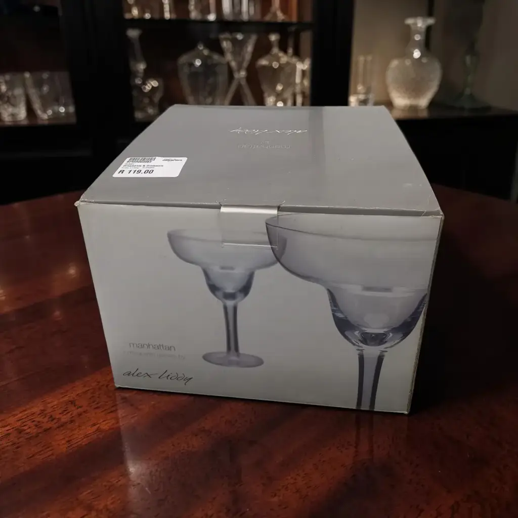 4 Glasses