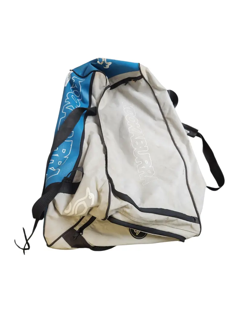 Kookaburra Bag/ Maxed Cricket Set - View 2