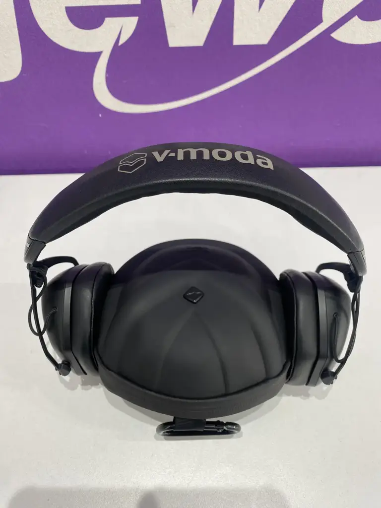 V-Moda Crossfade M-100 Master Headphones - View 4