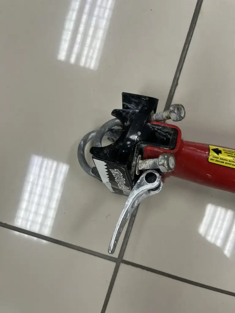 Trail-Gator Bicycle Tow Bar - View 4
