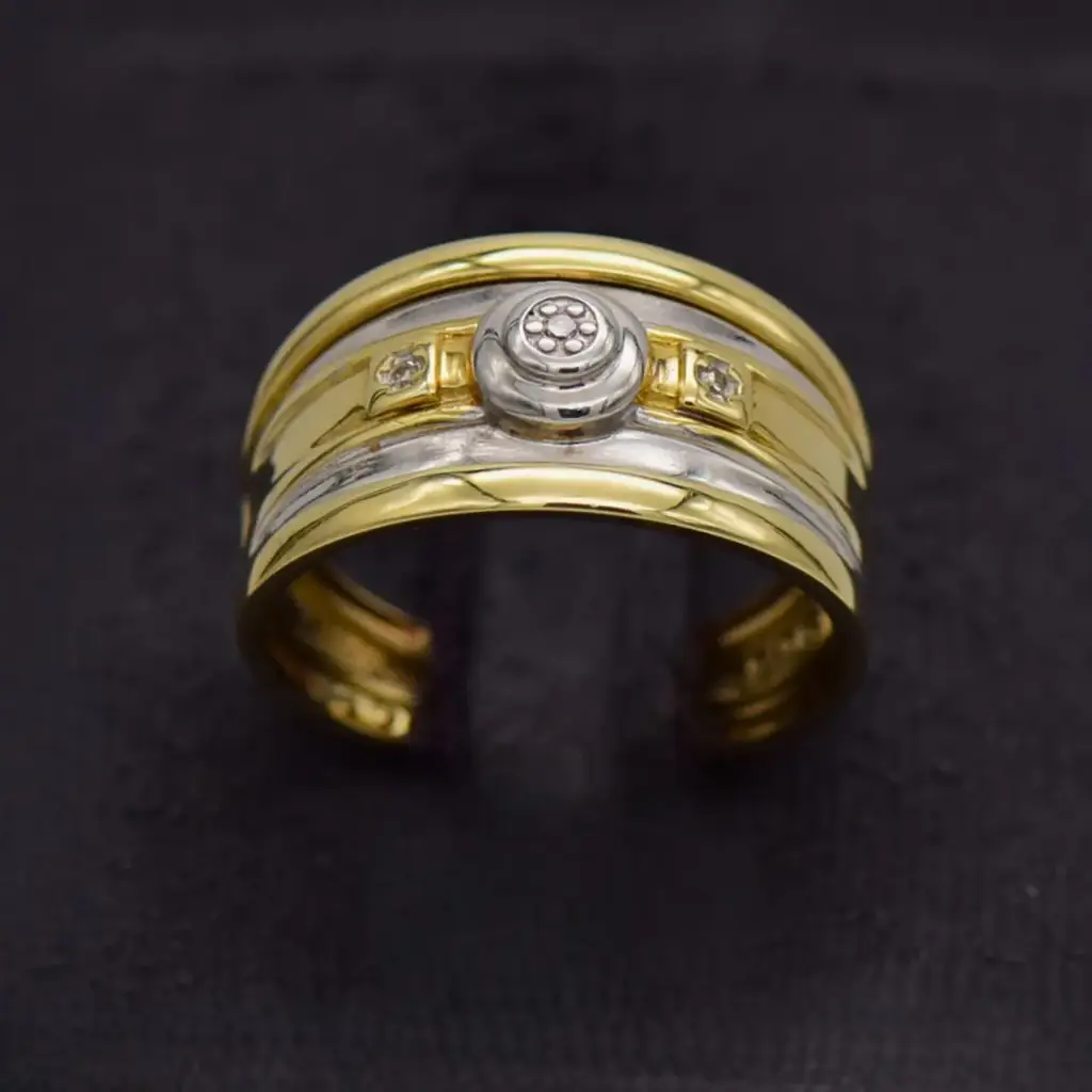 9ct Two Tone Trip Set Ring