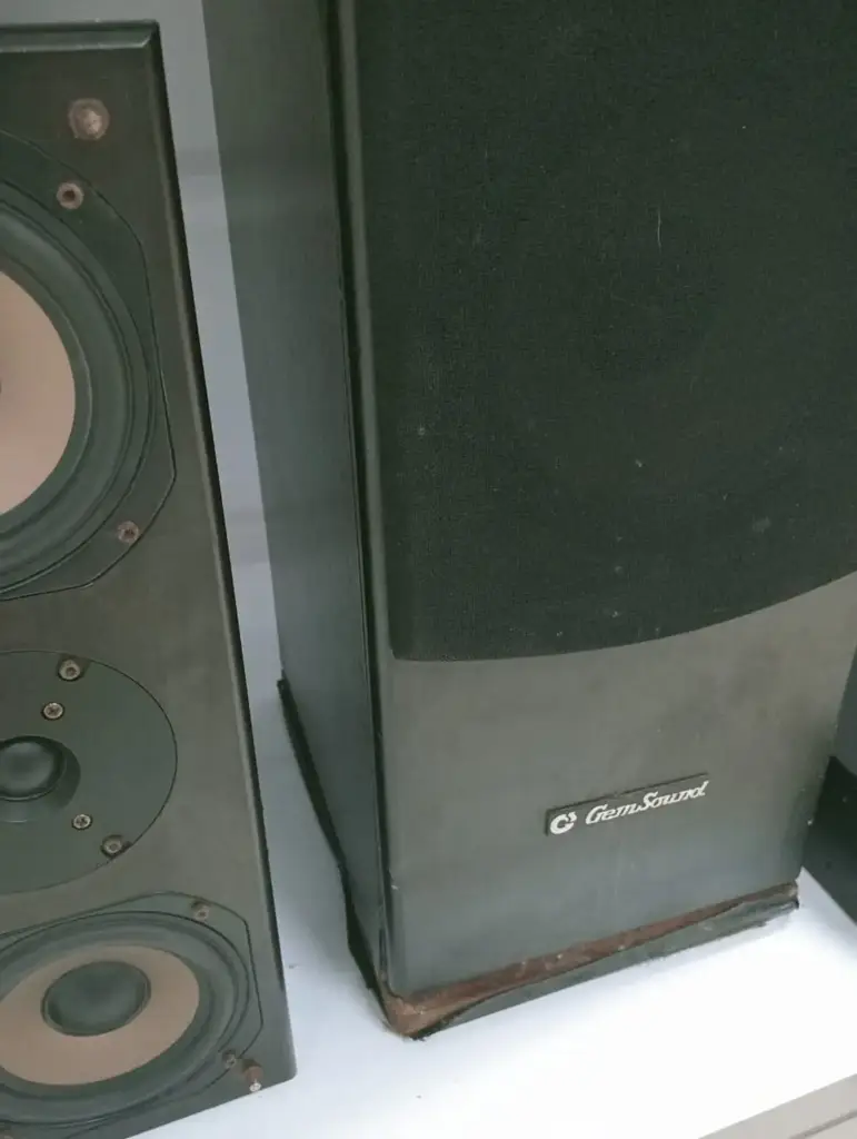 Gemsound Speaker - View 3