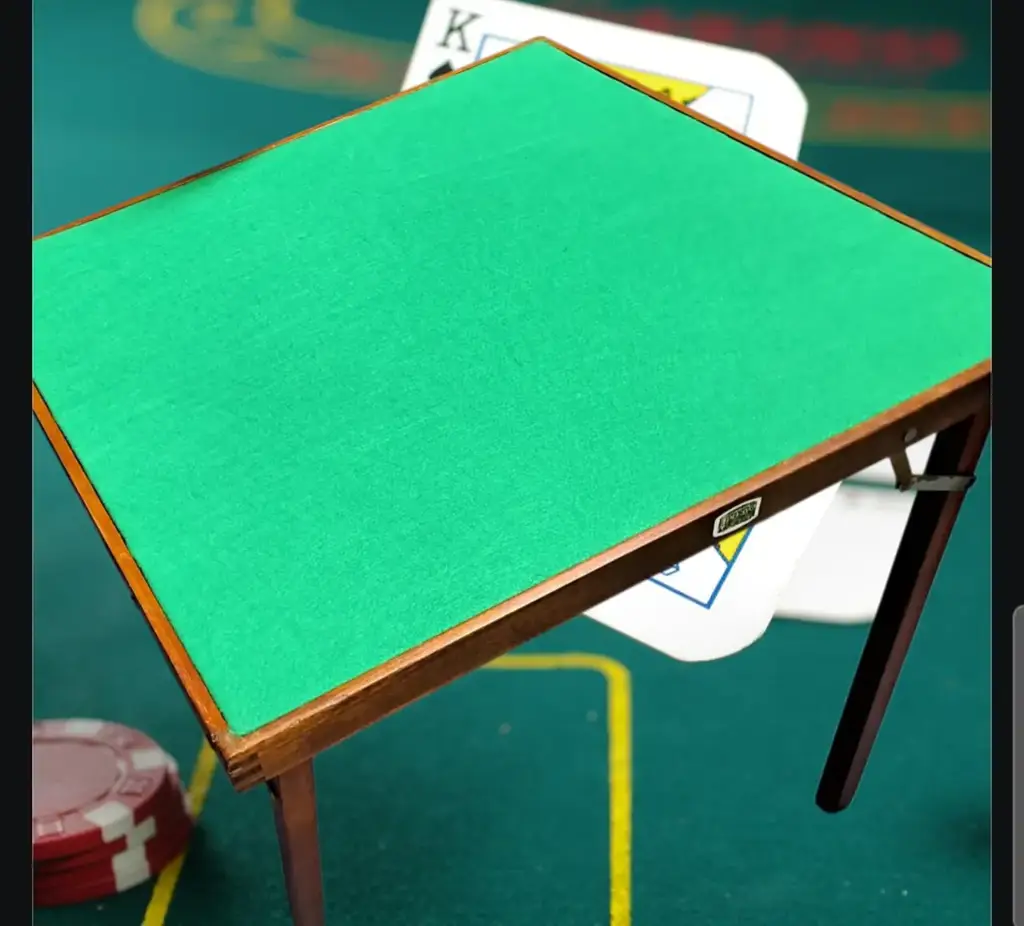 Small Fold Up Poker Table
