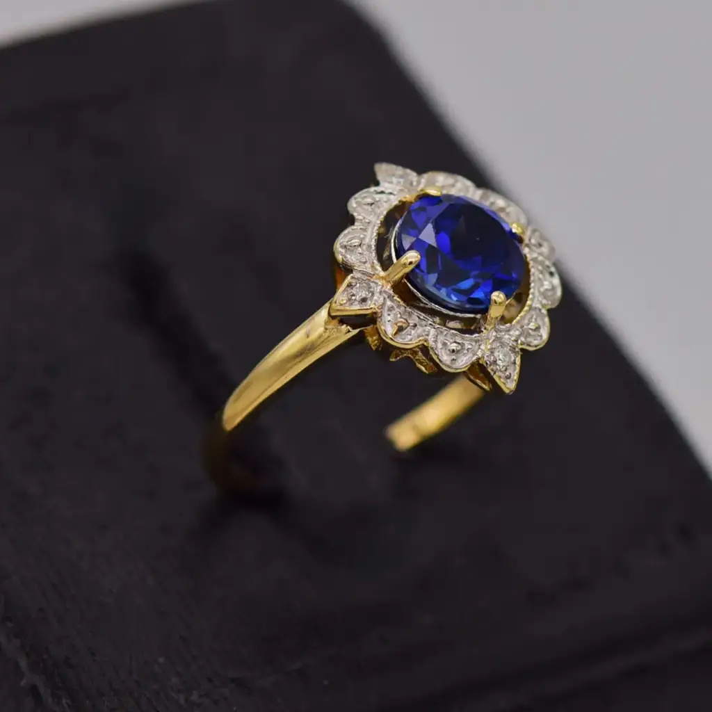 9ct Yellow Gold Dress Ring - View 2