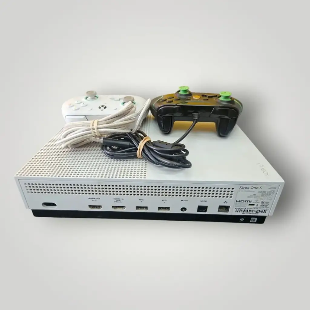 Xbox One S Model 1681 - View 3