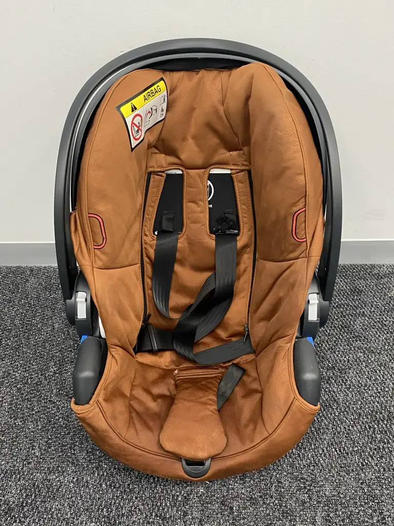 Mima Izi Go Modular Car Seat