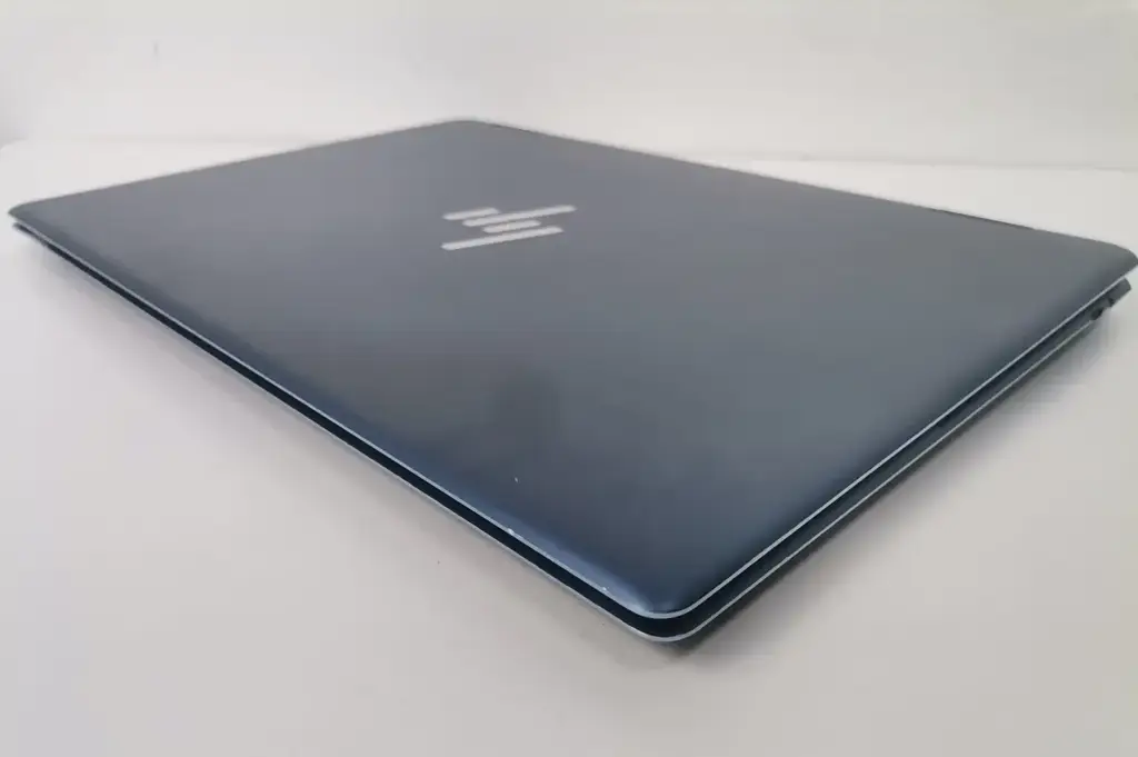 Hp Spectre X360 2-In-1 16Gb Ram Inel I7-12Th Gen(Has Scratches On Body) - View 4