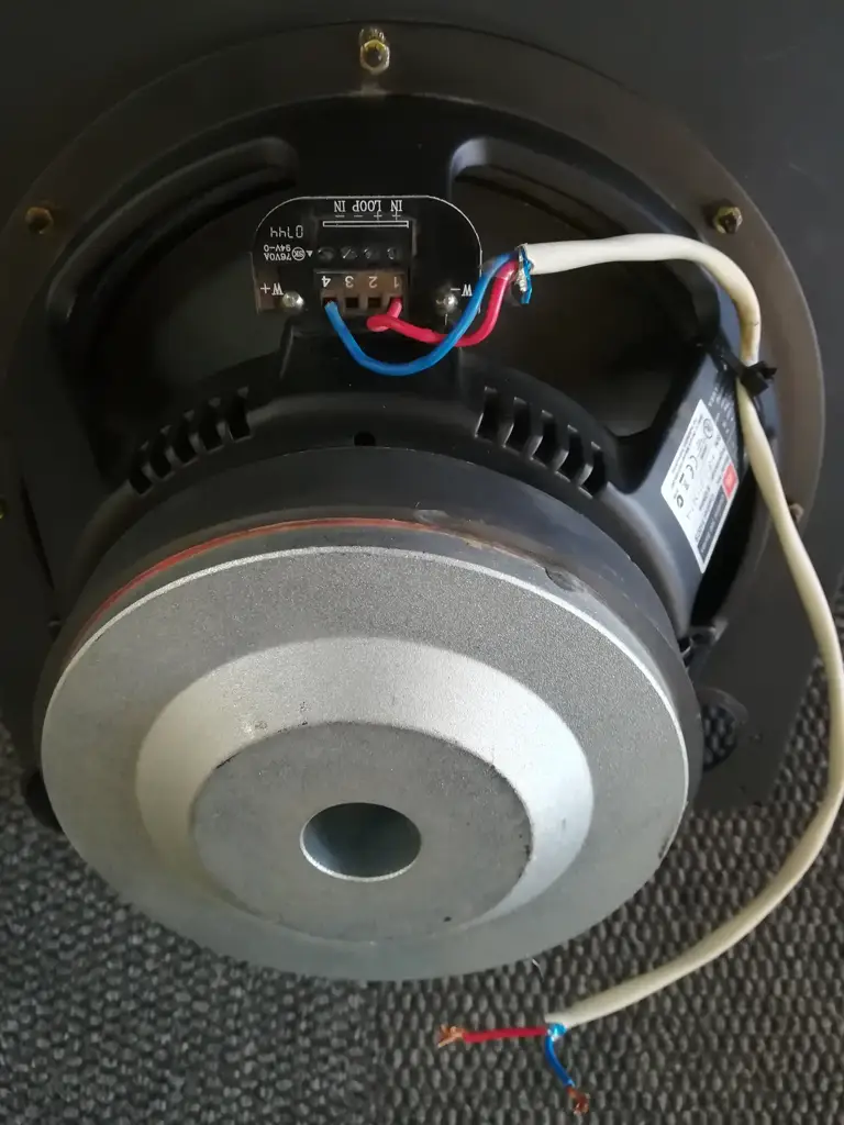 Jbl Control 312 High-Ouyput 12'' Sub - View 2