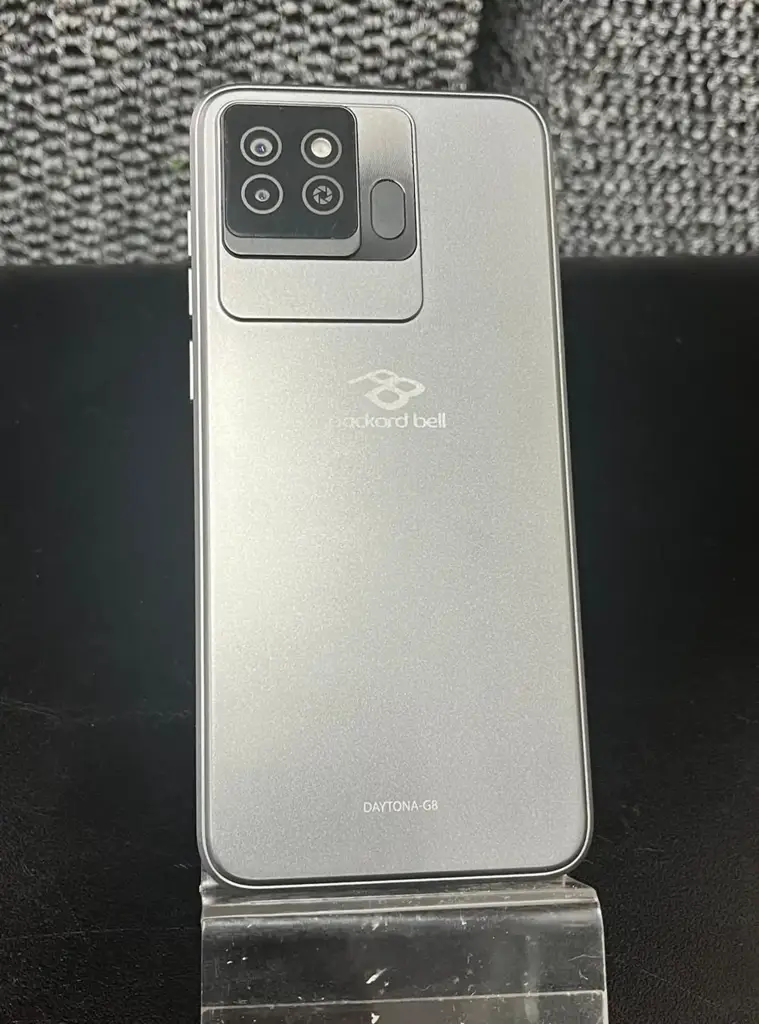 Packard Bell Mobile Phone 32Gb Storage 3Gb Ram - View 2