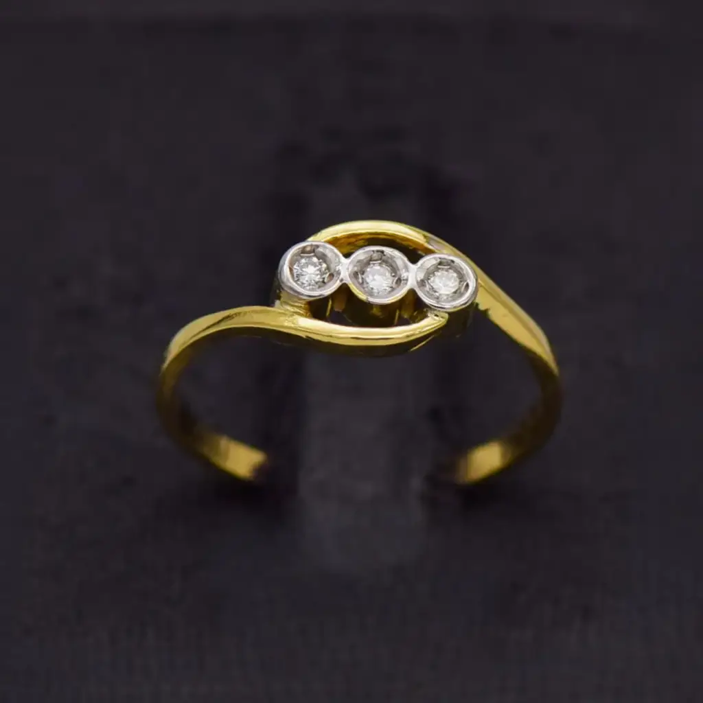 18ct Yellow Gold Dress Ring