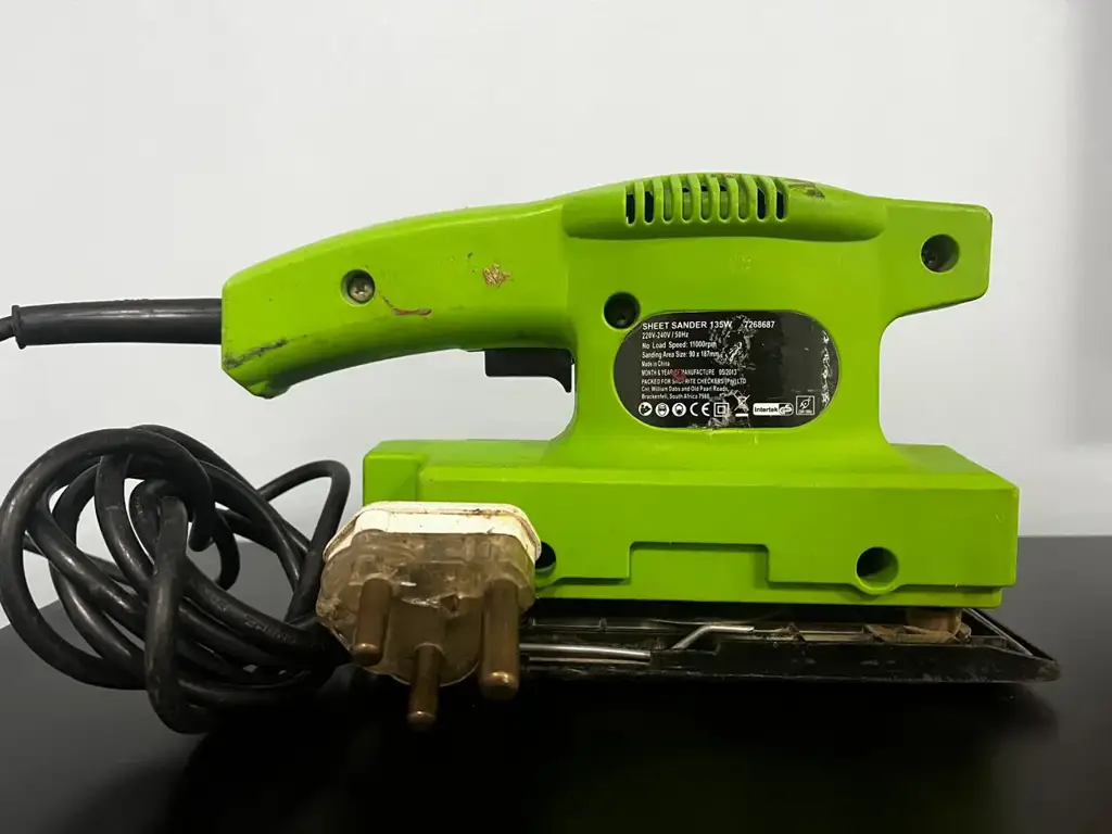 Schultz Power Tools Sheet Sander 135W - View 2