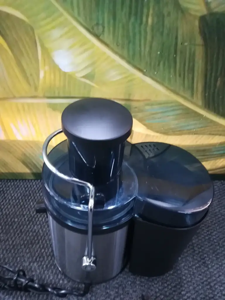 Russell Hobbs Juicer - View 3
