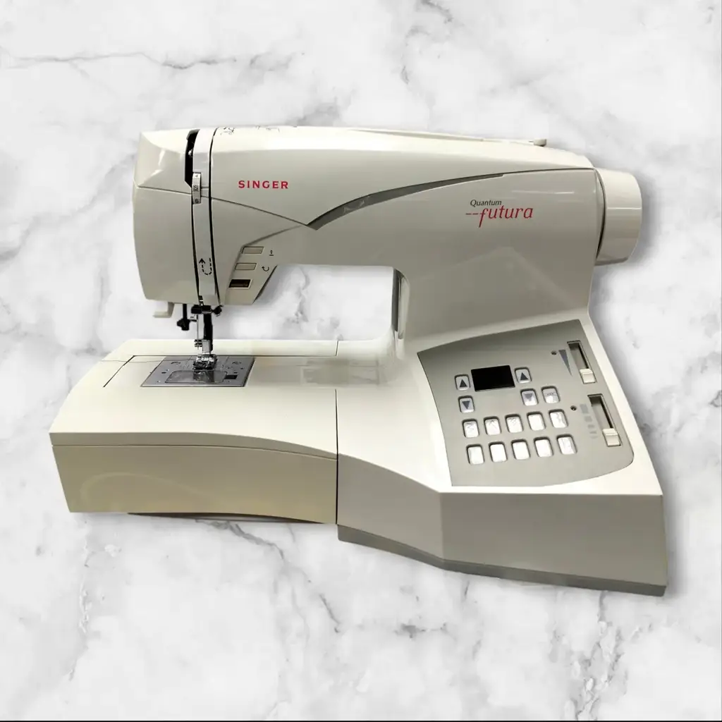 Singer Futura Ce200