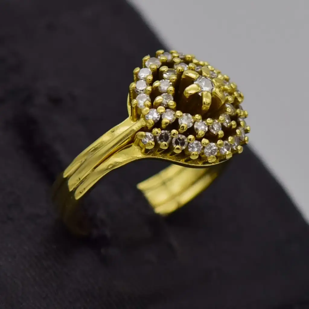 18ct Yellow Gold Wedding Ring Trip Set - View 2