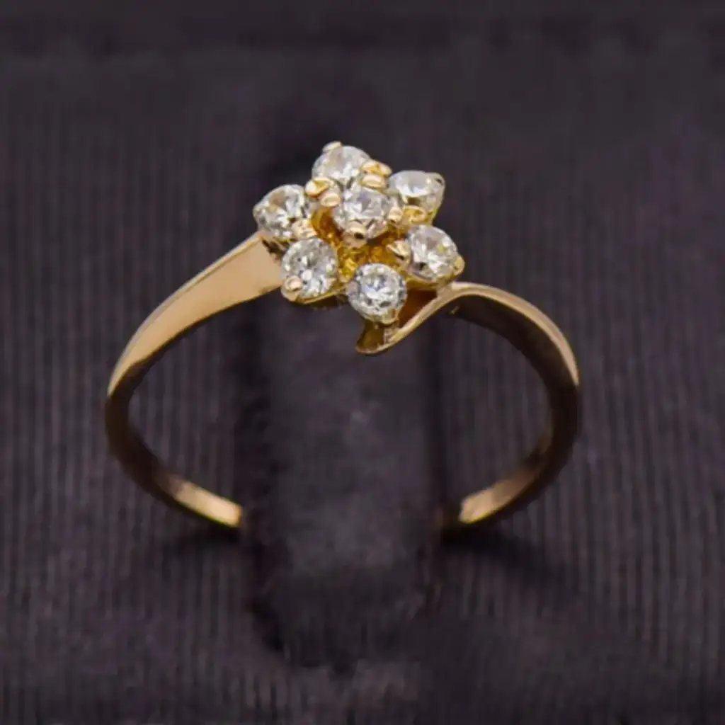 9ct Yellow Gold Cluster Dress Ring