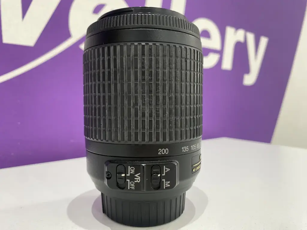Nikon 55-200 Telephoto Zoom Lens. - View 2