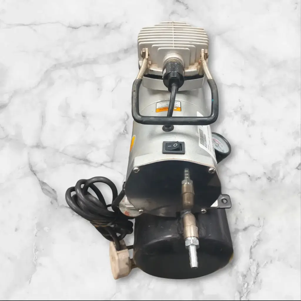 Tuv Air Compressor 3L - View 3