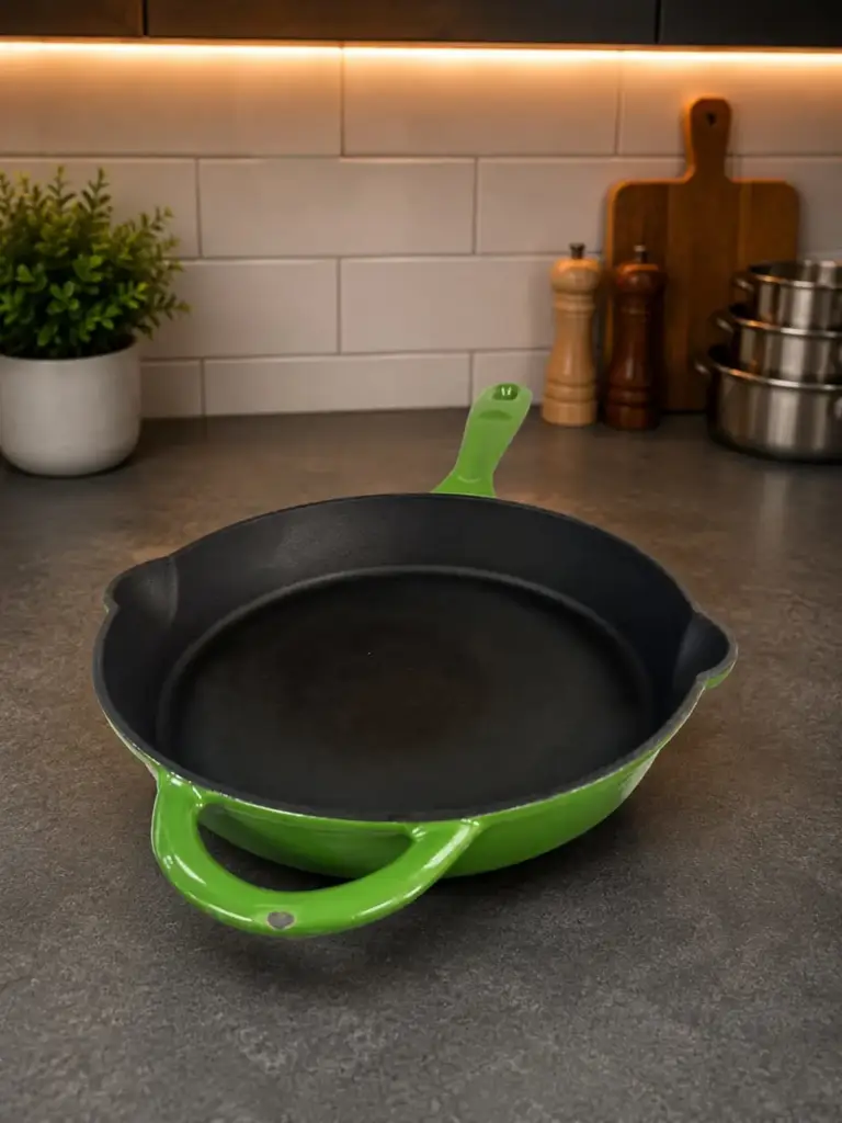 Nouvelle Cast Iron Oven Pan-30Cm