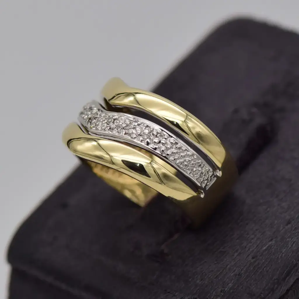 9ct Yellow Gold Dress Ring - View 3