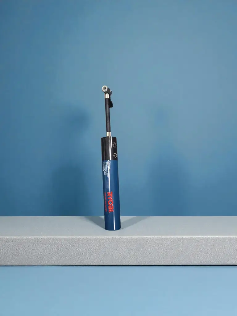 Ryobi Pi-360 Is A 3.6V Cordless Pocket Inflator