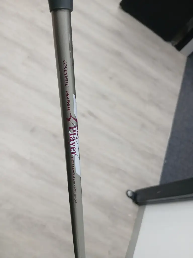 Anvil Lady Player Golf Club Hybrid - View 4