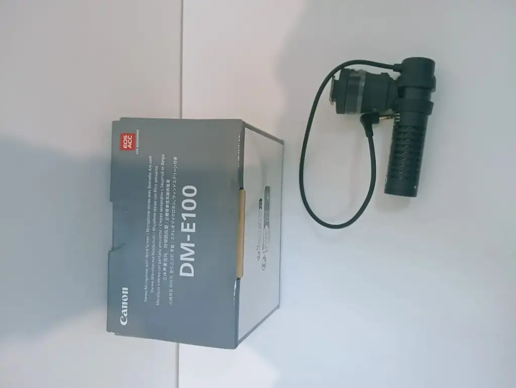 Canon Dm-E100 Directional Computer Microphone - View 3