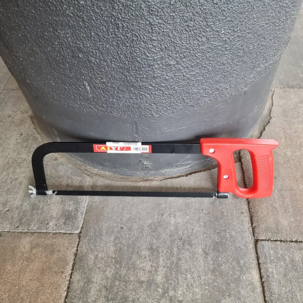 Adjustable Hacksaw Frame