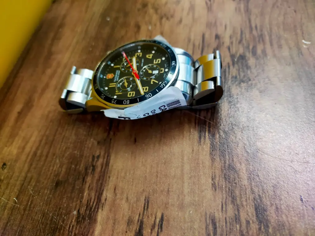 Victorinox Sapphire Crystal Men's Watch - View 3