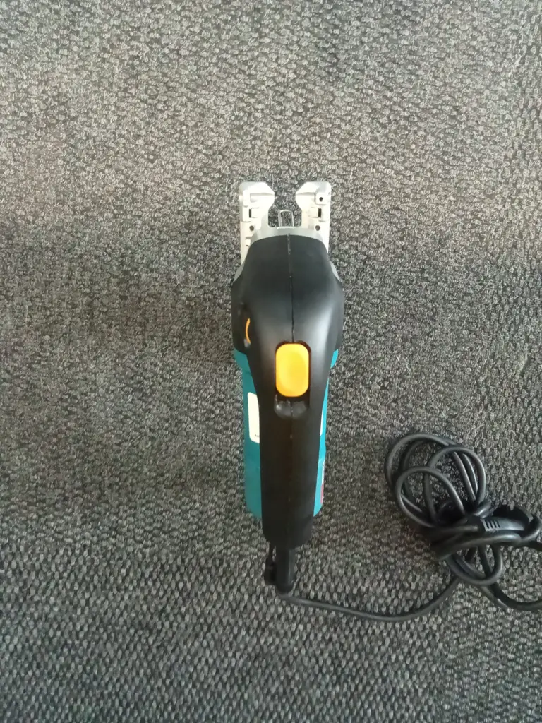 Makita 4304 - View 2
