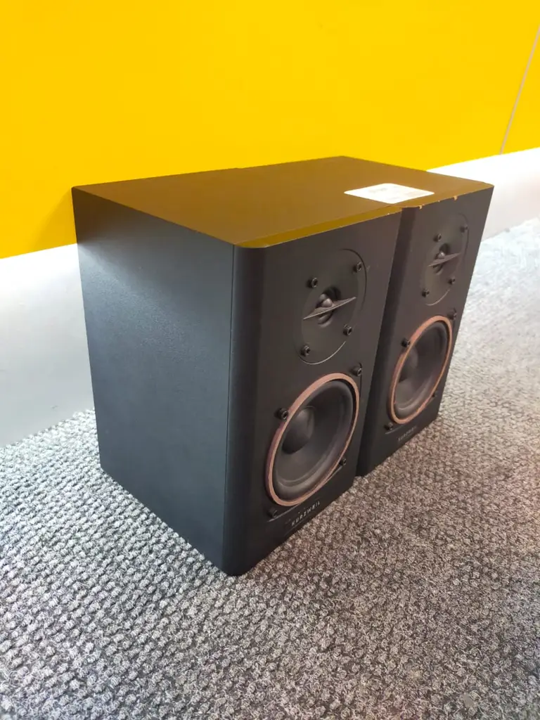 Kurzweil Ks-40A Studio Monitors - View 2