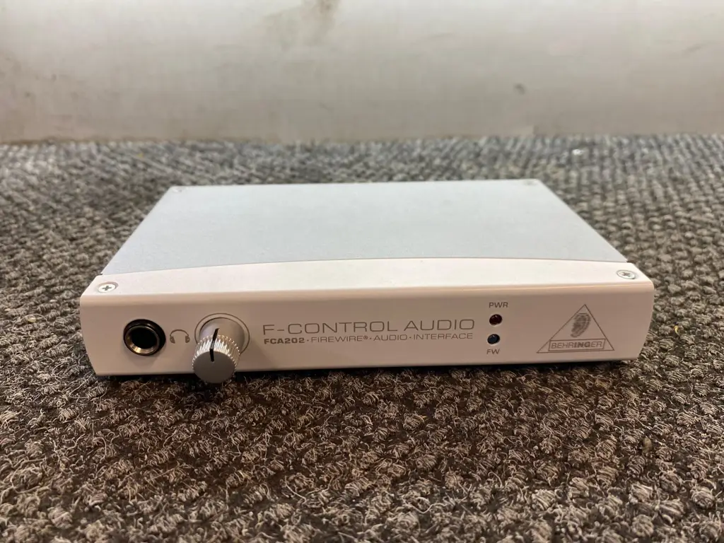 Behringer F-Control Fca202 Sound Card - View 4