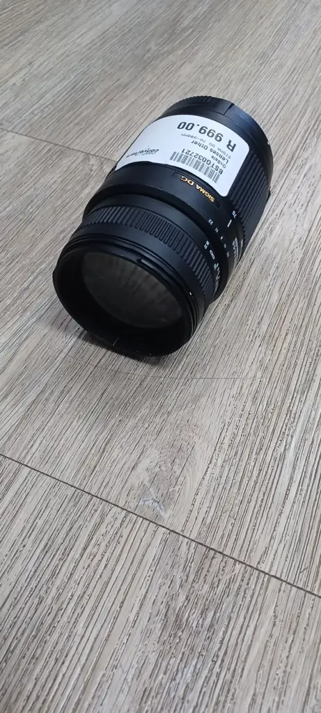 Sigma 70-300Mm F4-5.6 Dg Macro Overview - View 2