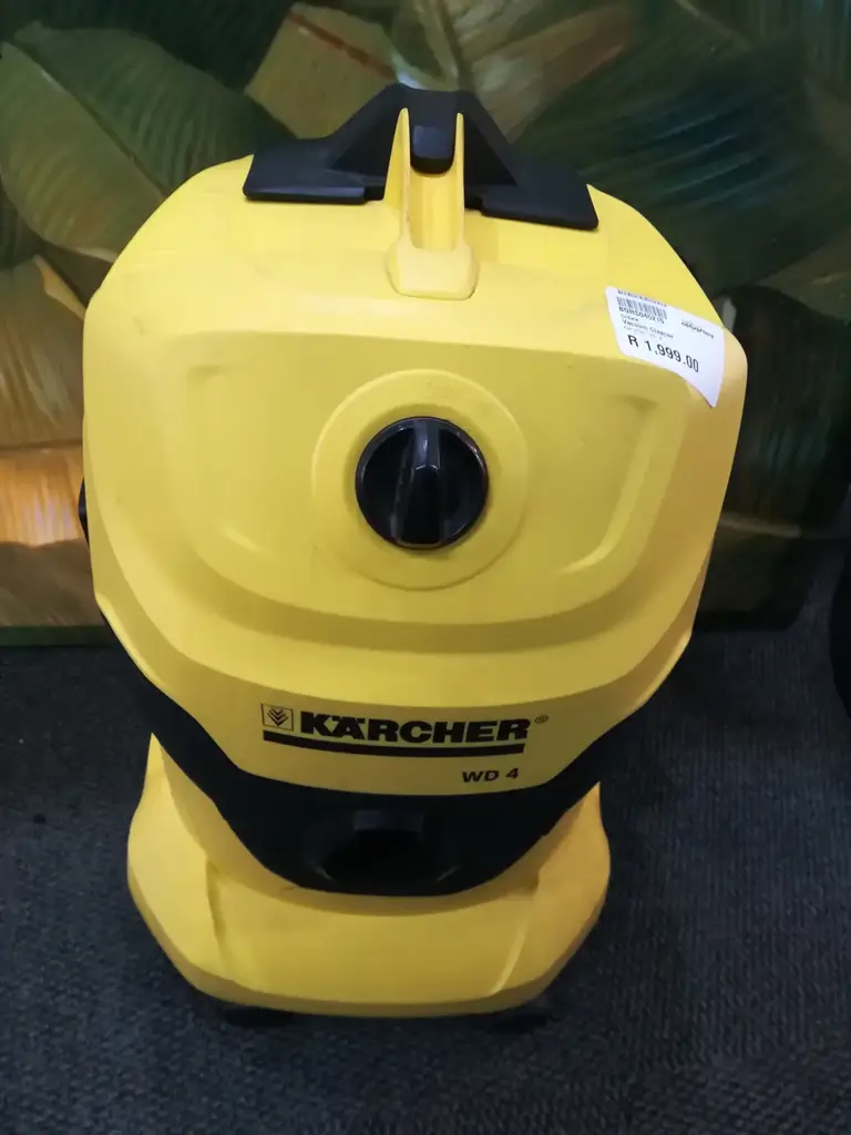 Karcher Wd 4 Vaccum Machine - View 2