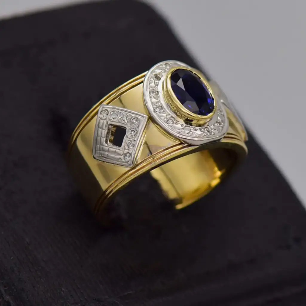 9ct Yellow Gold Dress Ring - View 2