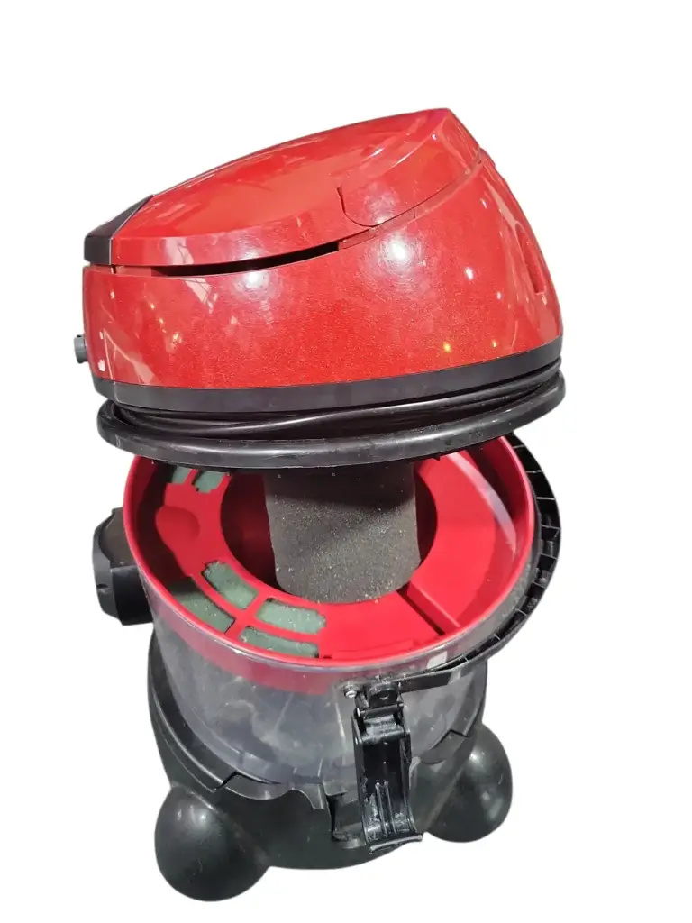 Genesis Hydrovac Extreme Ii Vacuum Cleaner - View 2
