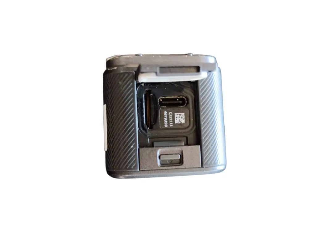 Go Pro Hero 5 Session Action Camera - View 3