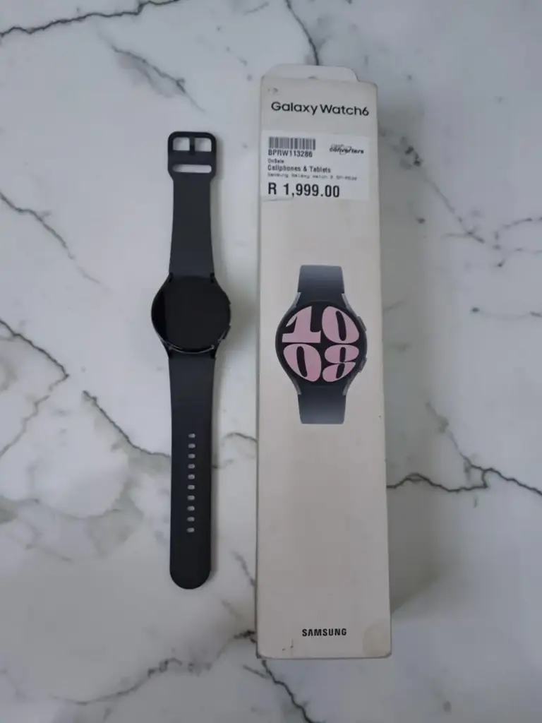 Samsung Galaxy Watch 6 - Smartwatch (Box Included)