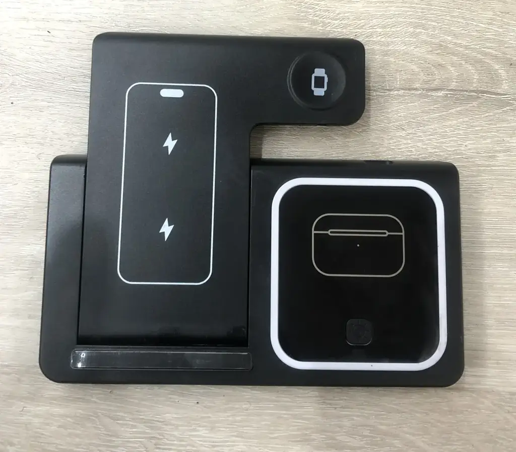 Wireless Charger 3 In 1 - View 2
