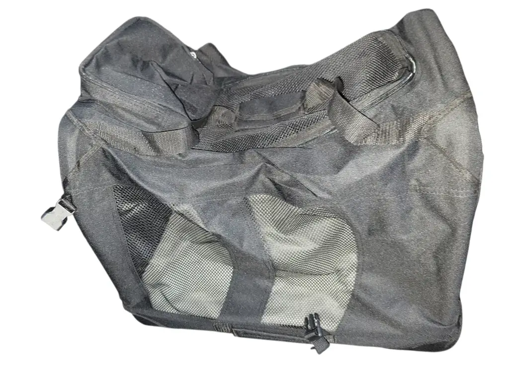 Pet Carrier - View 3