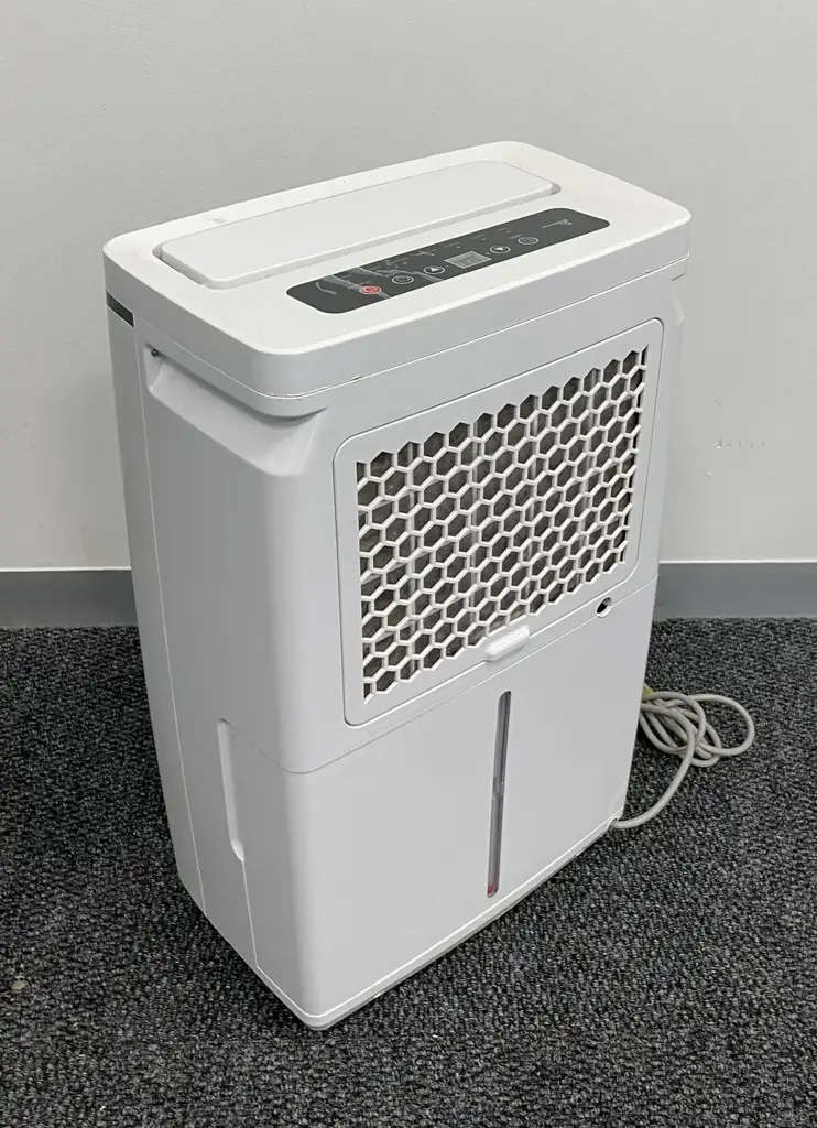 GMC Dehumidifier - Gmcdh26 - View 3