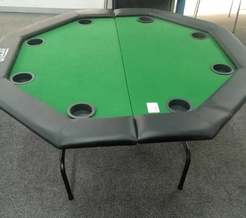 Poker Table