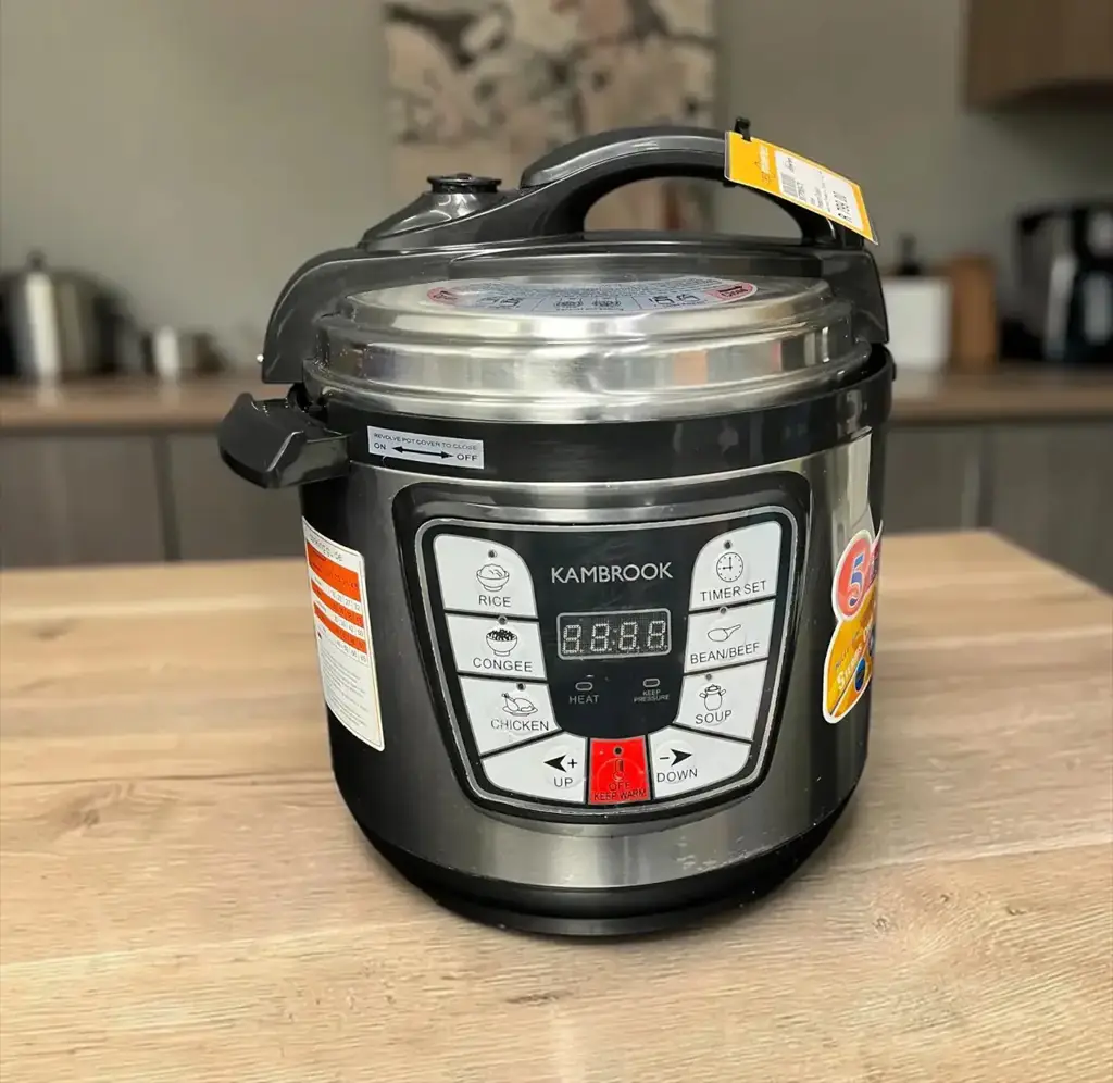Kambrook Ja-2689 6 L Pressure Cooker