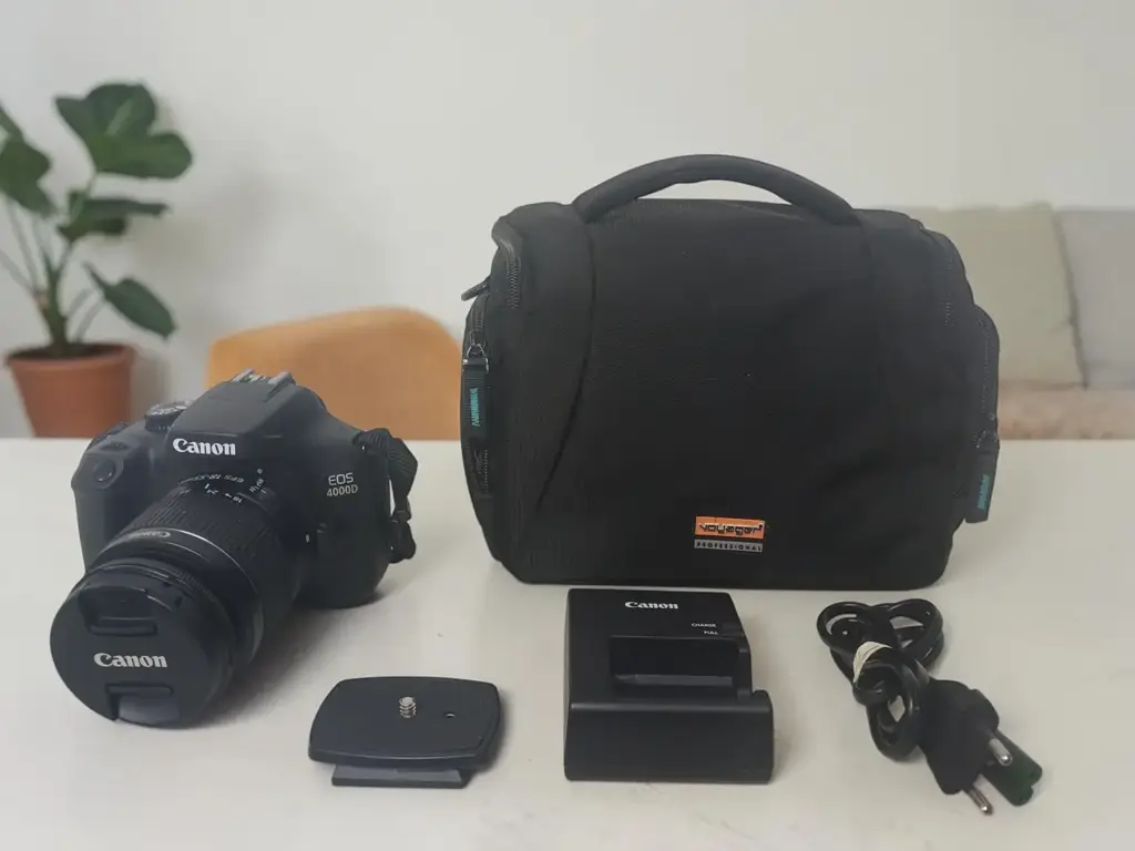 Canon Eos 4000D Dslr Camera With 18-55Mm Lens