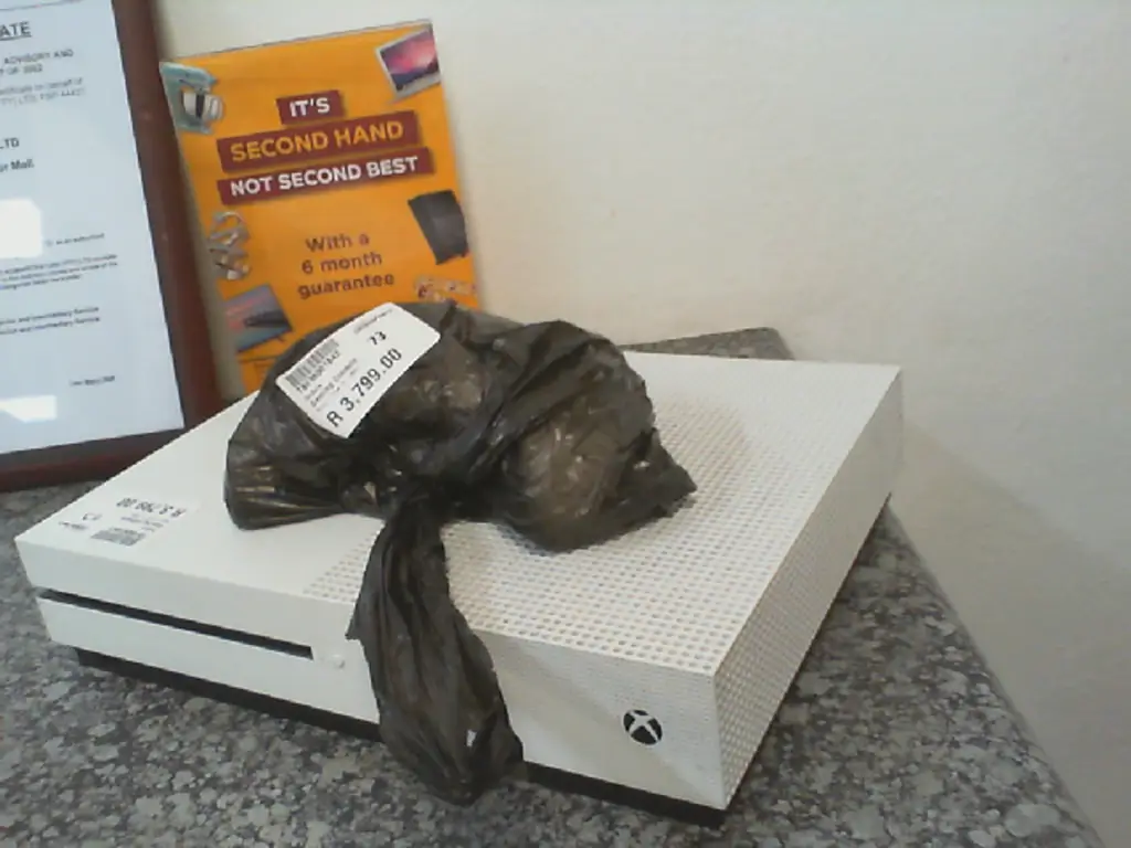 Xbox One S 1881 Gaming Console