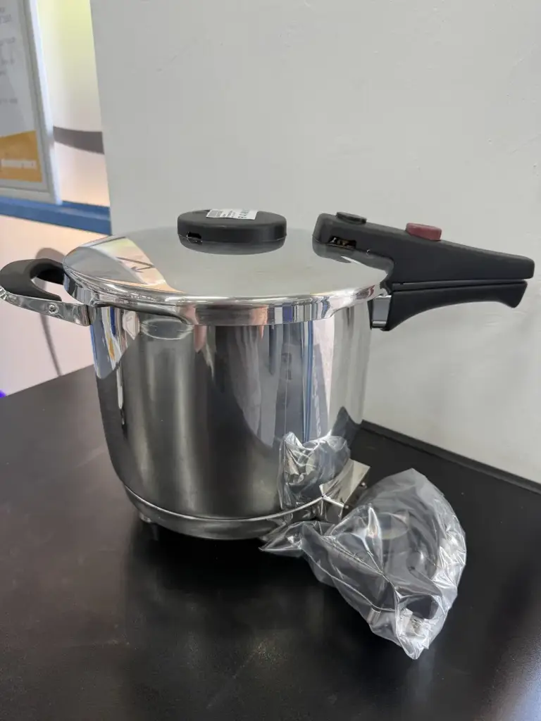 Amc 8L Pressure Cooker