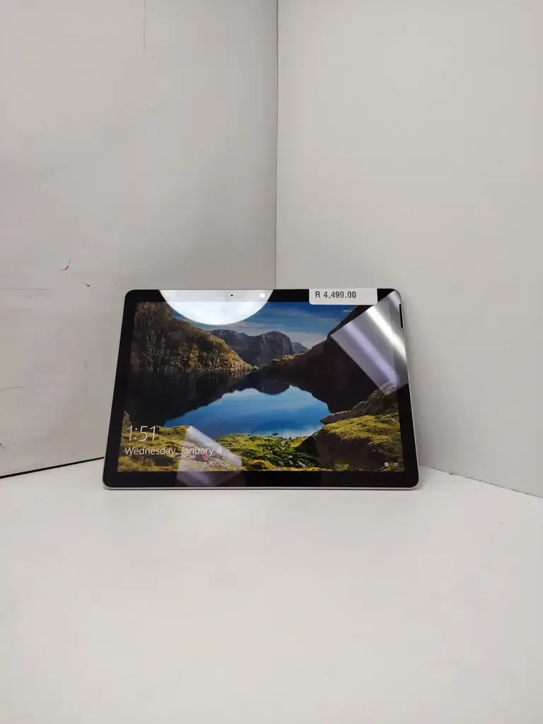 Microsoft Tablet |Surface Go 2 | Intel Premium | 64Gb Storage | 4Gbram