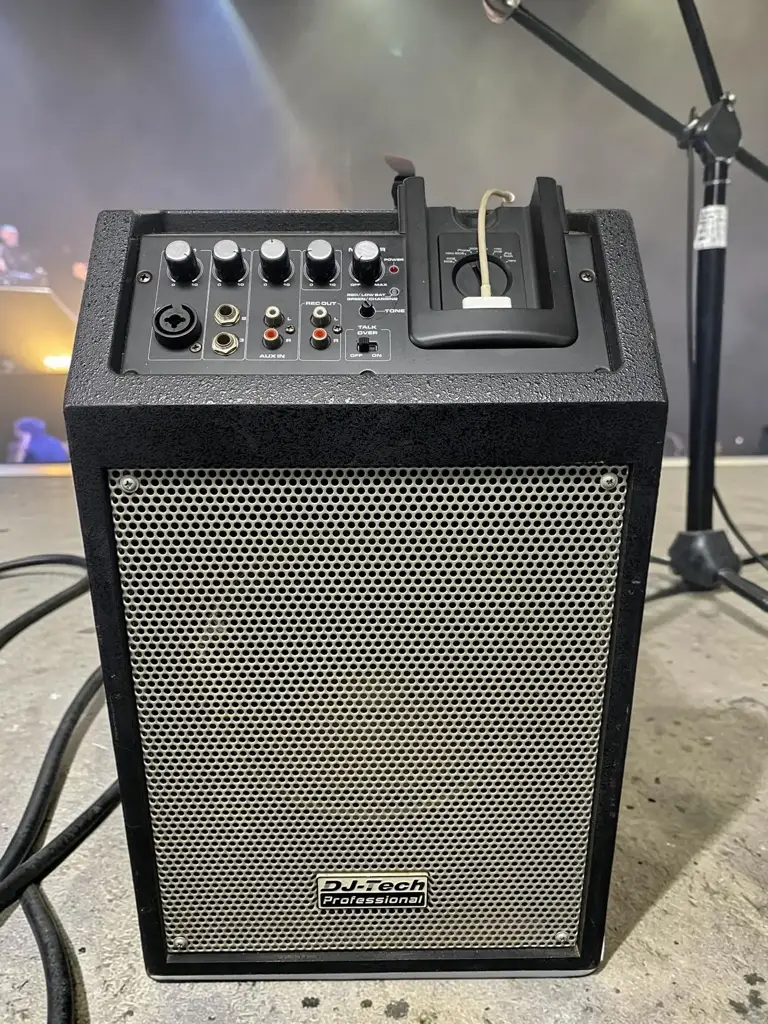 Dj Tech Incube 90 Portable Active Pa Speaker System.